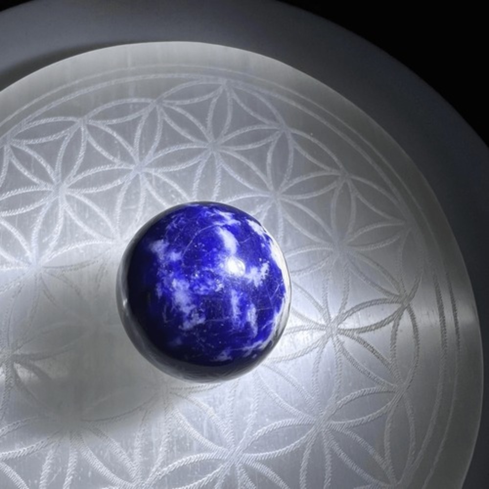 Sodalite Crystal Egg Meditation Stone - Picture 11 of 12